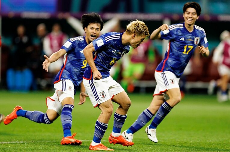 カタールW杯で躍進を遂げた日本代表。彼らは活躍する各国リーグで評価を高めていた ／ photograph by Kiichi Matsumoto/JMPA