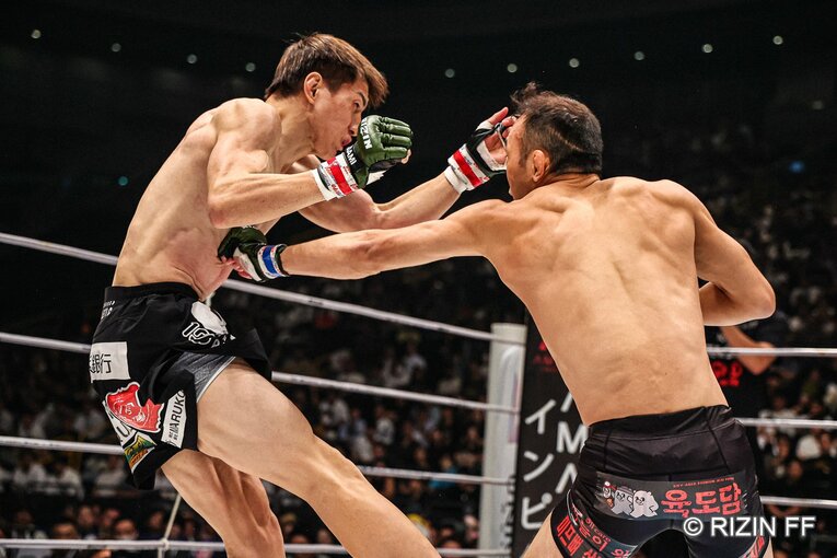 『RIZIN.48』井上直樹vs.キム・スーチョル　©RIZIN FF
