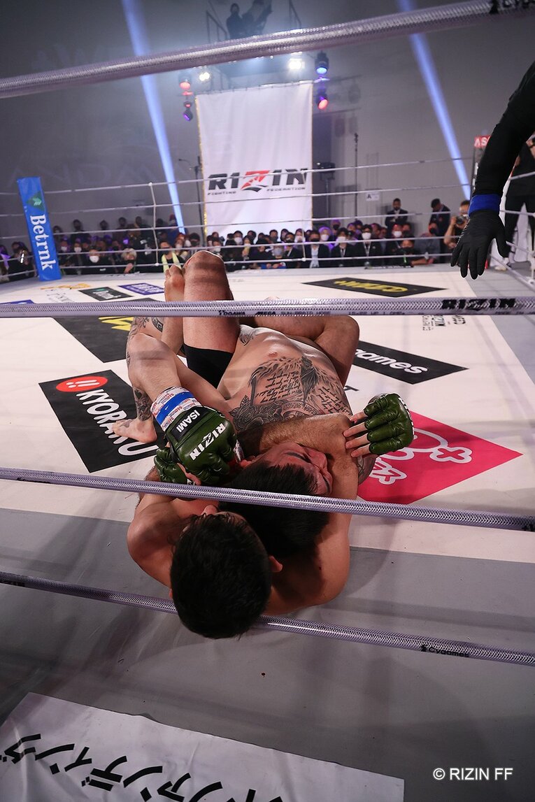 “絶対の寝技”はグレイシーの再来か…クレベル・コイケが“悪童”に完勝、RIZINフェザー級の中心は誰に？「アサクラともう一回、かな」(10)