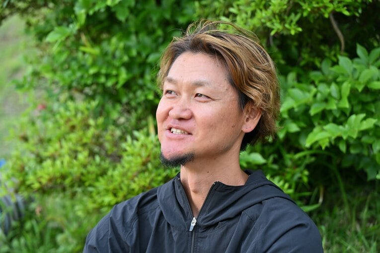 インタビューに答える現在の大和さん　©Hideki Sugiyama