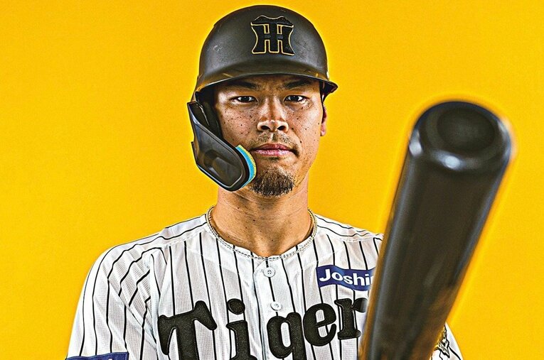 開幕から好調を維持する阪神・佐藤輝明。5月8日現在、11本塁打31打点の二冠 ／ photograph by Takuya Sugiyama