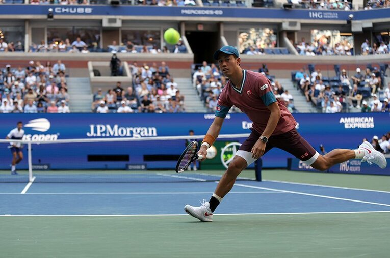 直接対決で17連敗となったとはいえ、ジョコビッチ相手に第1セットを取った錦織。可能性を感じる戦いぶりだった ／ photograph by Hiromasa Mano