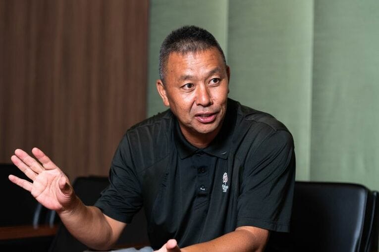 “ガンバの元祖・天才”51歳礒貝洋光は19歳久保建英をどう見る？「プレーよりもスゴイのは…」(9) ／ photograph by Tomosuke Imai