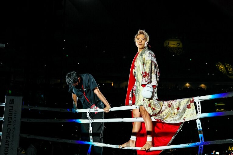 入場する武尊　©THE MATCH 2022/Susumu Nagao