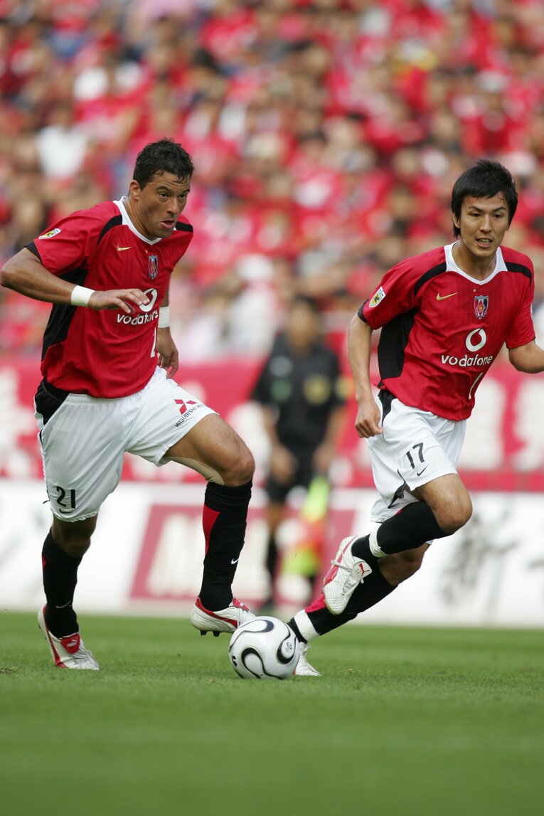 06年のワシントンと長谷部誠　©Toshiya Kondo