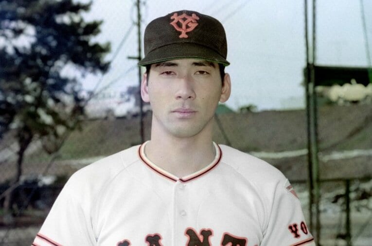 王貞治監督から一本足打法の習得を打診された1984年の駒田徳広（当時21歳）。「荒川道場」での猛特訓が幕を開けた ／ photograph by KYODO