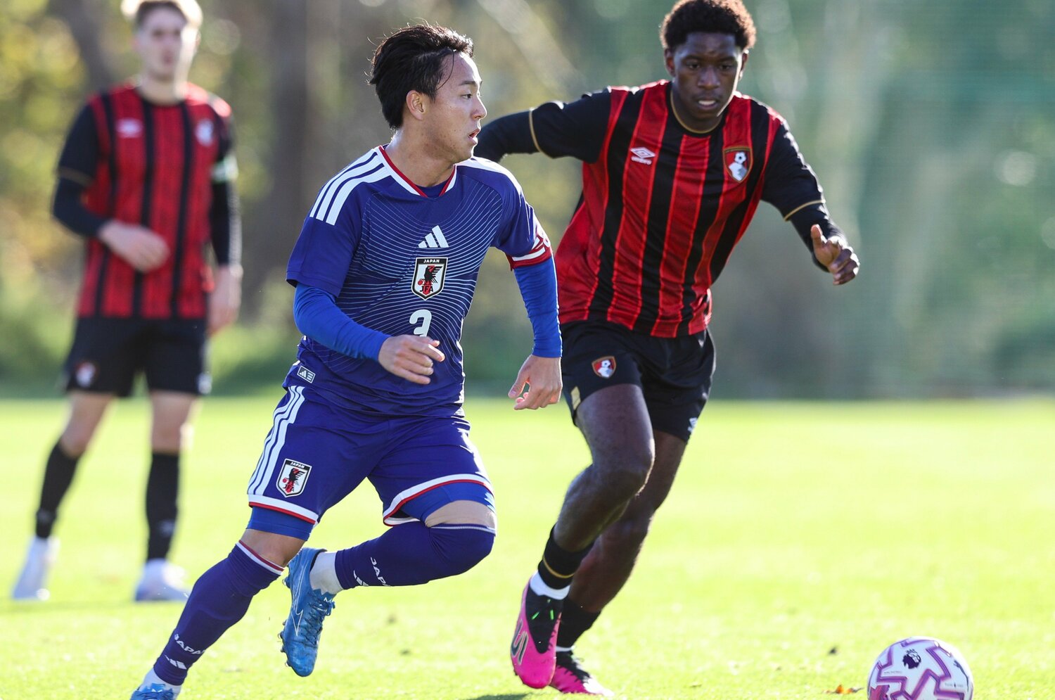 「日本人は移籍金が安いからね」プレミアリーグ監督＆スカウト部長らが語る”英国の日本人獲得ブーム”「”無名の”若手Jリーガーも狙っているよ」＜Number Web＞ photograph by Getty Images