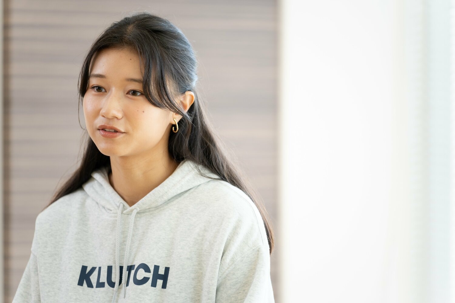 インタビューに答える田中　©Shiro Miyake