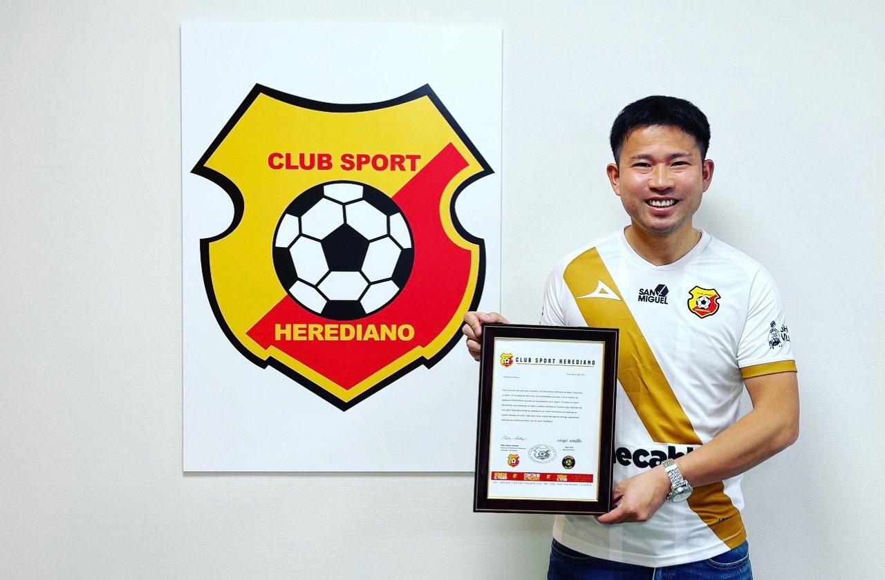 取材に応じてくれた斉藤さん。代理人業もしている　※本人提供