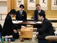 八冠達成 完全保存版＞ 藤井聡太と将棋の未来。 - Number1085号