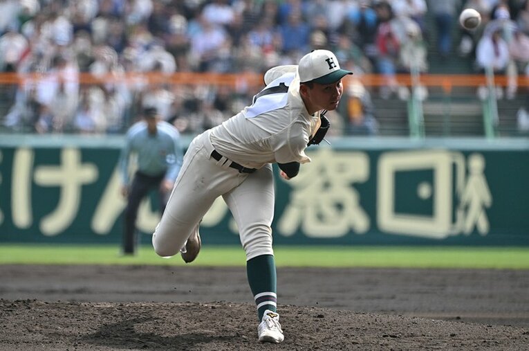 今春のセンバツで背番号1を背負ったのは、今朝丸ではなく間木だった　©Hideki Sugiyama