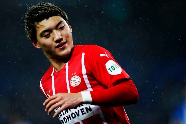 堂安律がPSVで得つつある信頼… 懐かしの“香川真司の元相棒”ゲッツェ、“89億円の価値”スペイン代表MFを撮って気づいたこと(19)