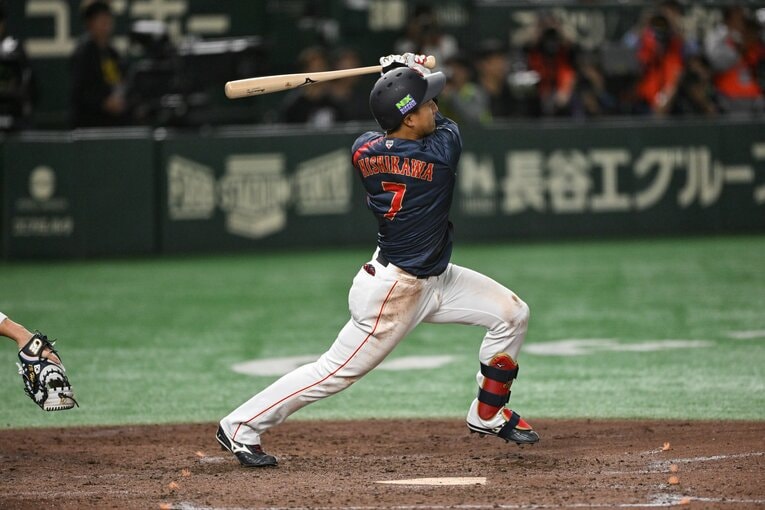 日韓戦で打席に立つ西川。収穫だけでなく、課題も見えたという　©Nanae Suzuki