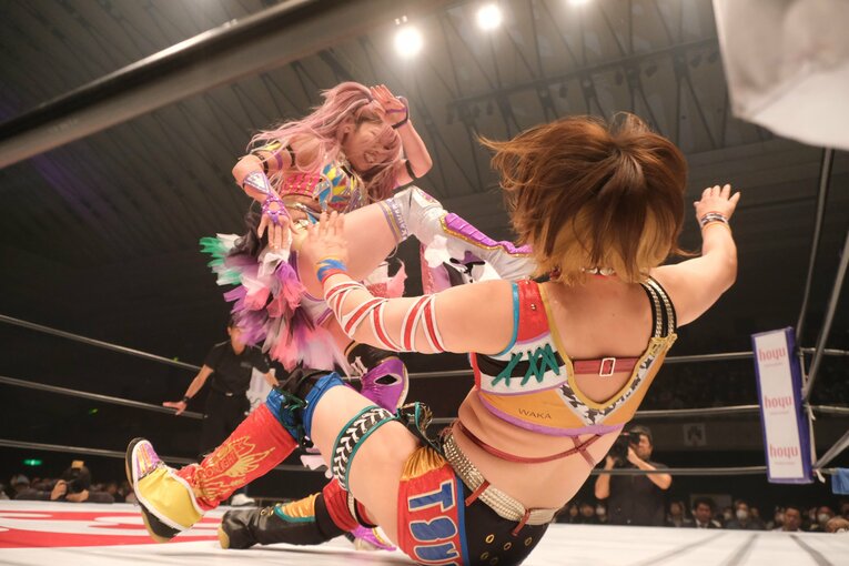 「もうプロレスやりたくない」負傷欠場中のSNS誹謗中傷…それでも人気女子レスラー・中野たむが復帰するまで「リングの上が、生きる場所」(39)