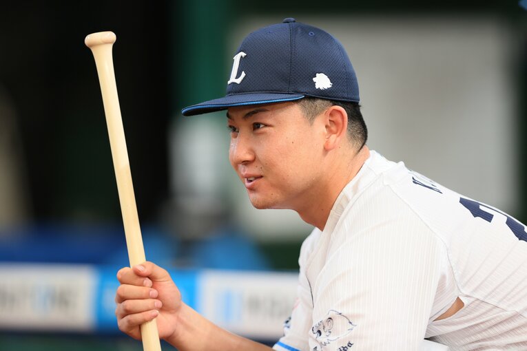 正捕手として飛躍が期待される古賀悠斗　©Shigeki Yamamoto