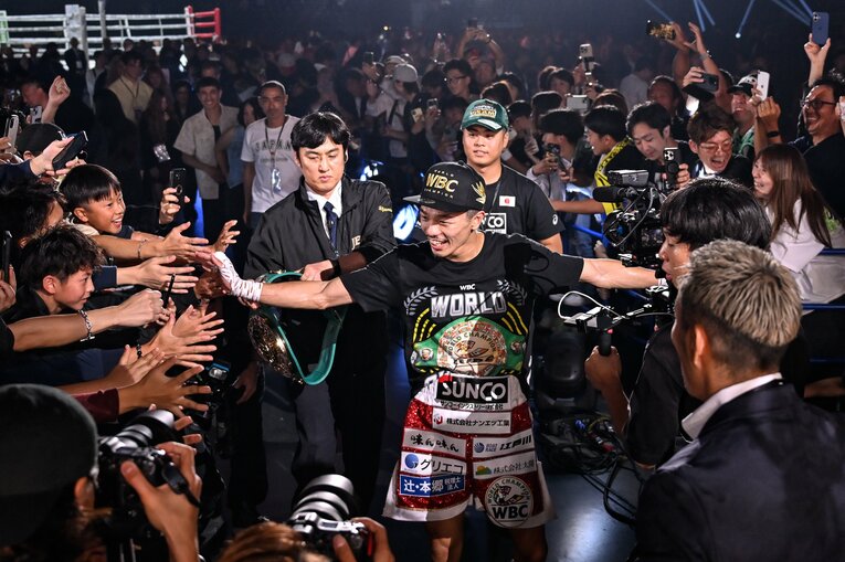 ファンの期待に応えるKOを披露した中谷潤人　©︎Takuya Sugiyama