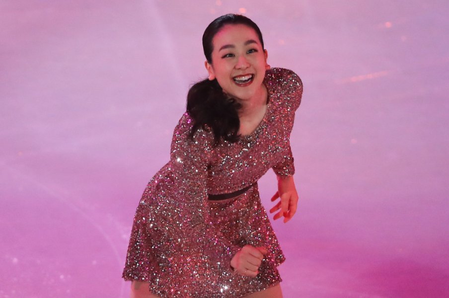 浅田真央 3年間のサンクスツアーでの変化 ライター松原孝臣が見た選手時代とは異なる 感情と感覚 とは フィギュアスケート Number Web ナンバー