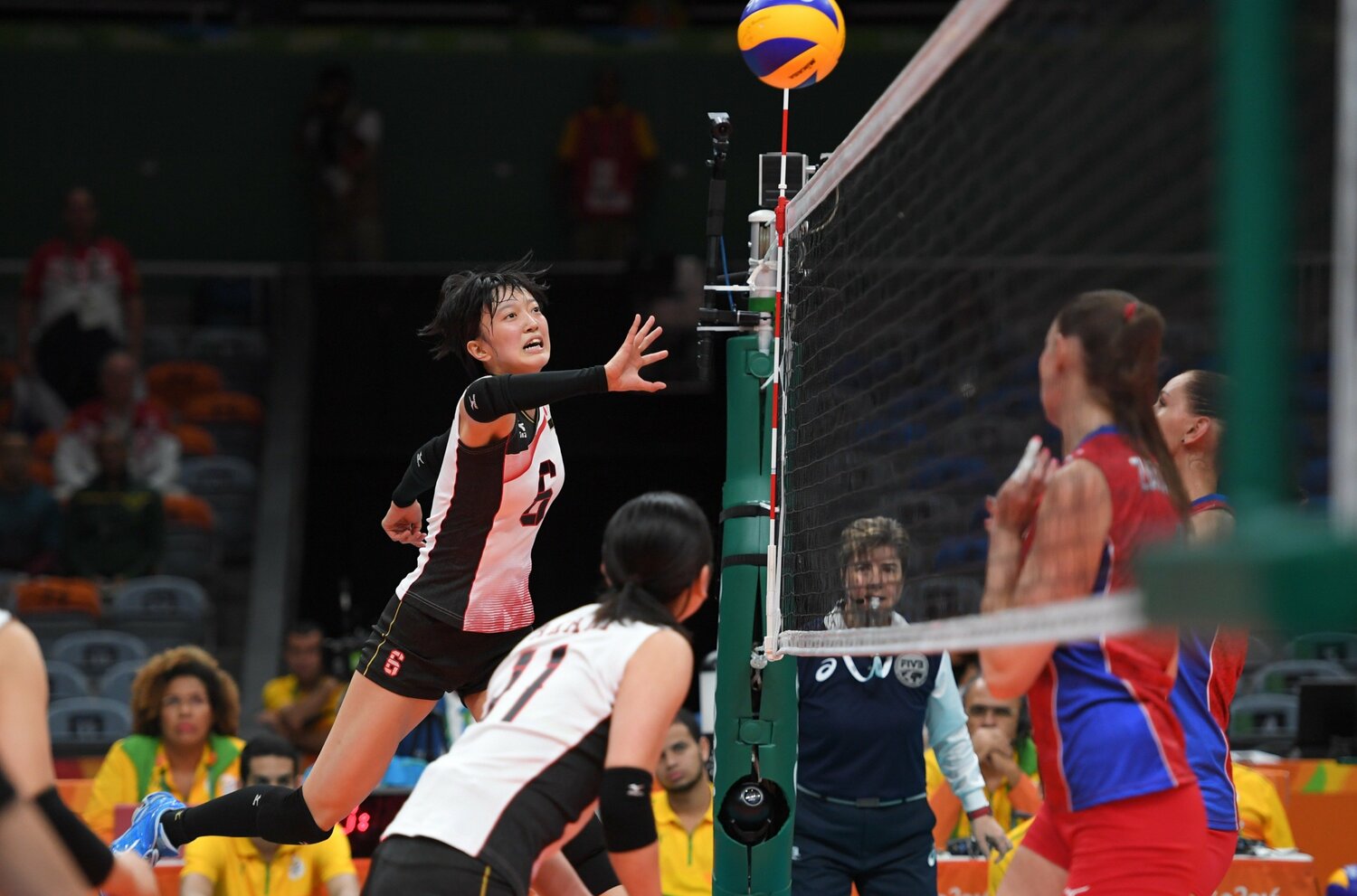 バセドウ病と向き合いながら、リオ五輪メンバー入りを果たした鍋谷さん　©︎JMPA