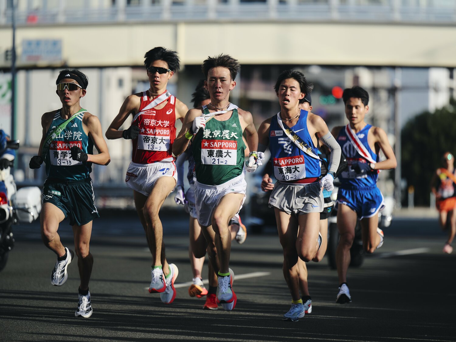 並木（中央）　©Yuki Suenaga