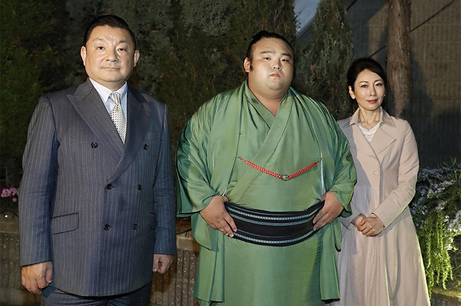 貴景勝が戦うのは白鵬か、10代か。相撲界で中卒入門がトレンドに？＜Number Web＞ photograph by Kyodo News
