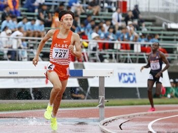 箱根駅伝シード落ちの古豪・中央大＆順大に有望選手が続々入学…大学駅伝の注目ルーキー2024「創価大には監督の甥が入学」「大東大には…」＜Number Web＞ photograph by KYODO