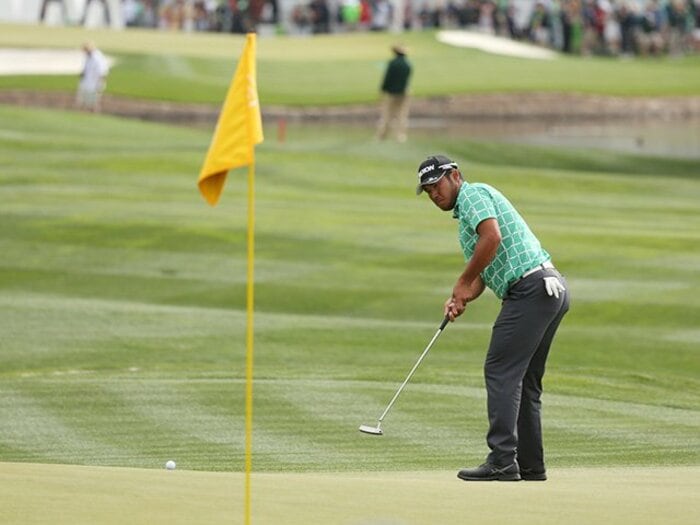 ゴルフ史上最大級のルール変更。捜索時間から旗竿、キャディーまで。＜Number Web＞ photograph by Yoichi Katsuragawa