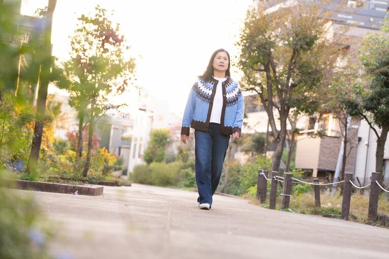 現在はアメリカで暮らす山崎五紀さん　©Shiro Miyake