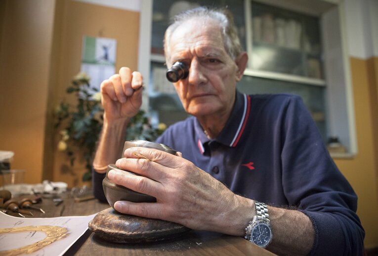 W杯製造工程の様子　©Paolo Vezzoli