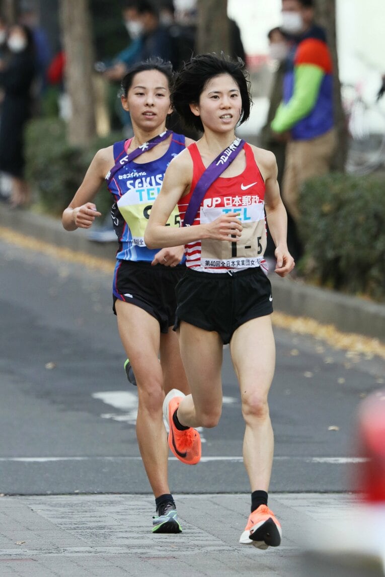 鈴木に前に出られる森、“ブレーキ”となってしまった森を責めるような言葉がSNSでは散見された　©JIJI PRESS