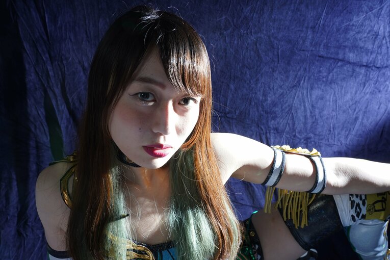 「アイドルを目指して、自己否定が止まらなくなった」 絶叫するシンデレラ、上谷沙弥はプロレスのセンターに立つ(17)