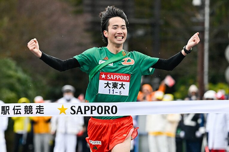 前回大会、往路ゴール後に法政大の細迫海気と抱擁を交わしたシーンが話題となった大東大の菊地駿介　©Nanae Suzuki