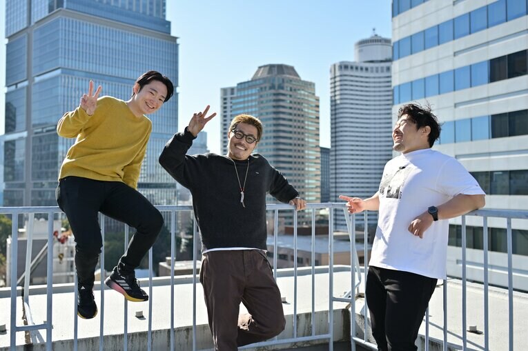 「よわいはつよいプロジェクト」の発起人：左から小塩靖崇（国立精神・神経医療センター研究員）、川村慎（ラグビー選手）、吉谷吾郎（クリエイティブディレクター）©︎Hideki Sugiyama