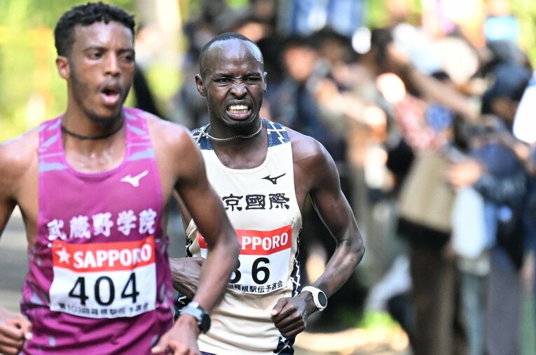 大エースのエティーリ（4年）を擁し、予選会通過は十分に可能なはずだった東京国際大に何が起きていたのか？ ／ photograph by Keiji Ishikawa