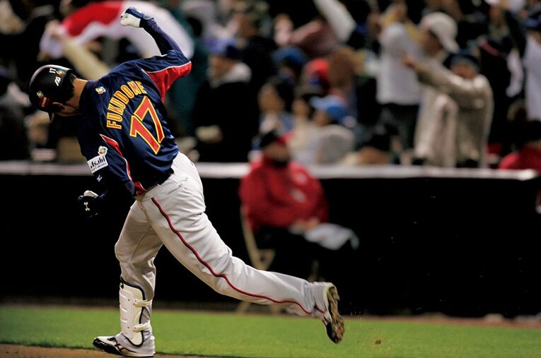 2006年、第1回WBC準決勝、韓国戦――。それまで打率.105に終わっていた天才打者は”あの打席”で何を考えていたのか ／ photograph by Naoya Sanuki