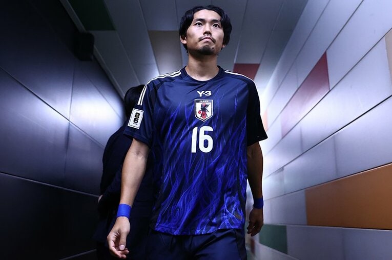 サッカー日本代表の最終ラインに欠かせない存在となった町田浩樹。妻とともに歩む姿勢は、現代の夫婦像の1つである　©JFA/AFLO