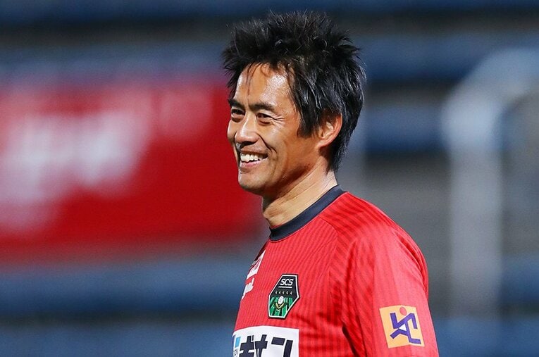 川口能活はGKの、そしてサッカーのイメージを変えた。胸を張って引退の瞬間までピッチに立ってほしい。 ／ photograph by AFLO