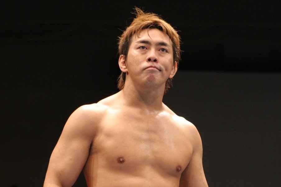 「不器用なレスラーの典型」元IWGPジュニアヘビー級王者・井上亘が、いま会社員として熱い眼差しを向けるものとは<Number Web> photograph by Yukio Hiraku/AFLO