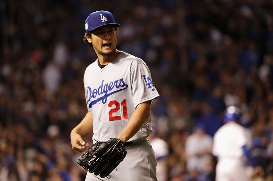 短期決戦と剛腕の用心棒。ダルビッシュ&マエケン世界一へ。<Number Web> photograph by Getty Images