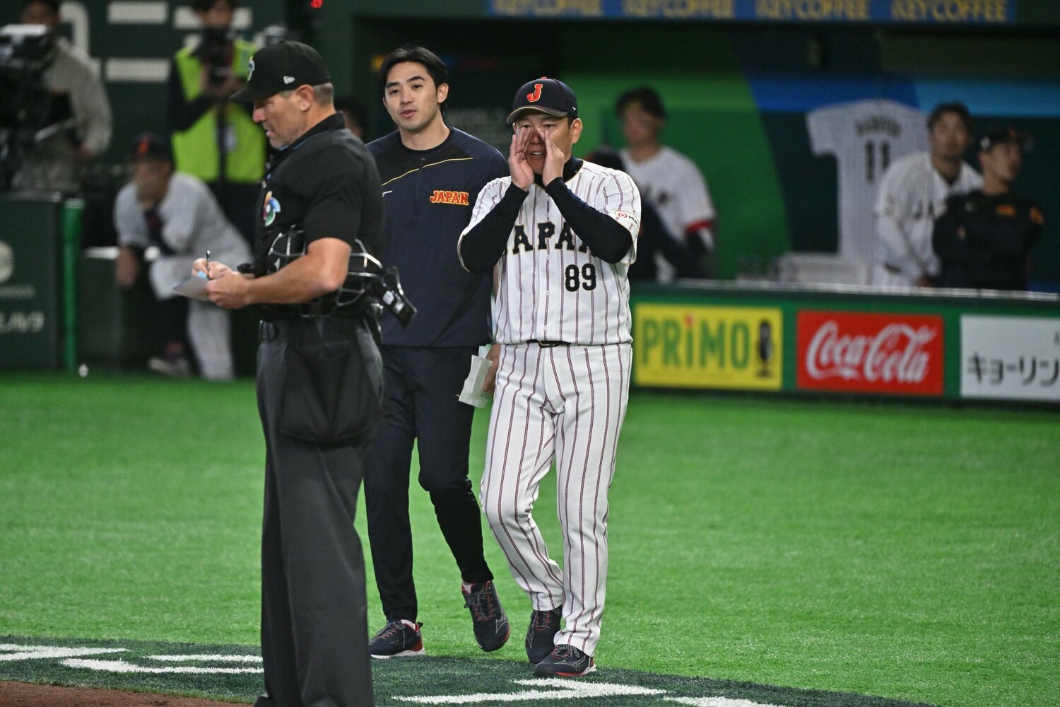 一次ラウンドのオーストラリア戦では不振の近藤に代打を送った井端監督 ©Hideki Sugiyama
