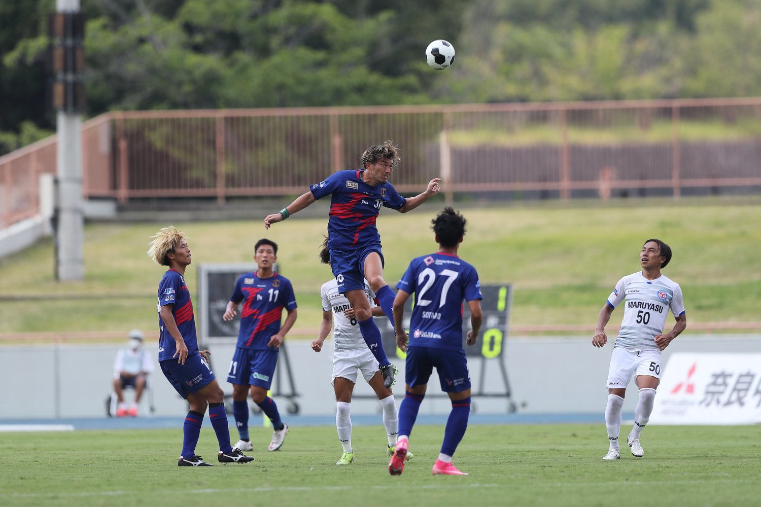 現在、奈良クラブでプレーする飯田　©NARA CLUB
