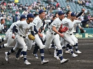 都内有数の進学校・平日練習は最大3時間もセンバツ4強… イチローも称えた國學院久我山の「考える野球」、「うるさいくらい」の対話力