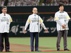 「王さんは、ジャイアンツの在籍をもうホークスで超えた」“巨人・王貞治”から“博多の人・王貞治”への32年…屈辱のスタートと苦難の道のりとは