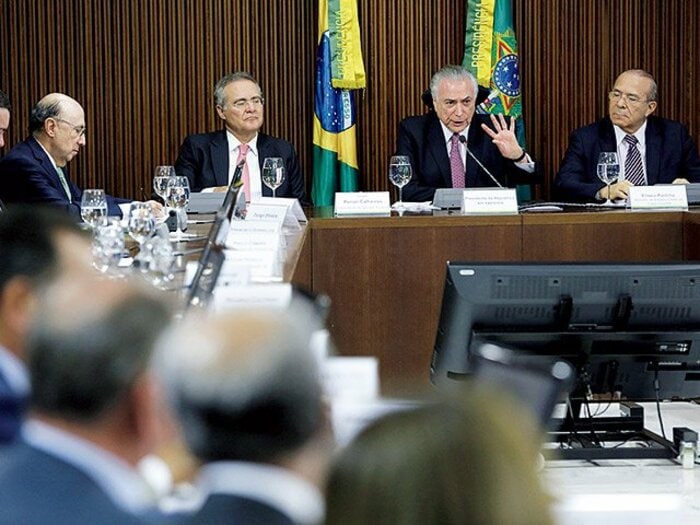 問題だらけのリオデジャネイロ、安全な五輪は実現するか。～過去最低のアテネを下回る治安、衛生～＜Number Web＞ photograph by AFLO