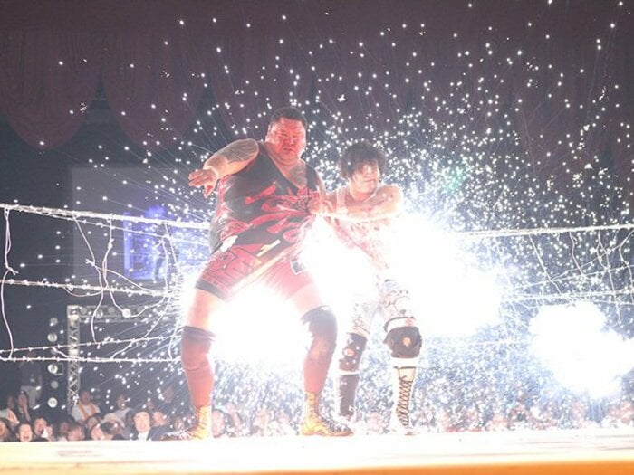 大仁田厚、7年ぶり7回目の引退！復帰までがお約束のプロレス人生。＜Number Web＞ photograph by AFLO