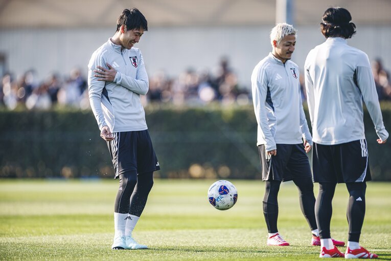 【じつは意外とオチャメな鎌田＆久保フォト】©Kiichi Matsumoto