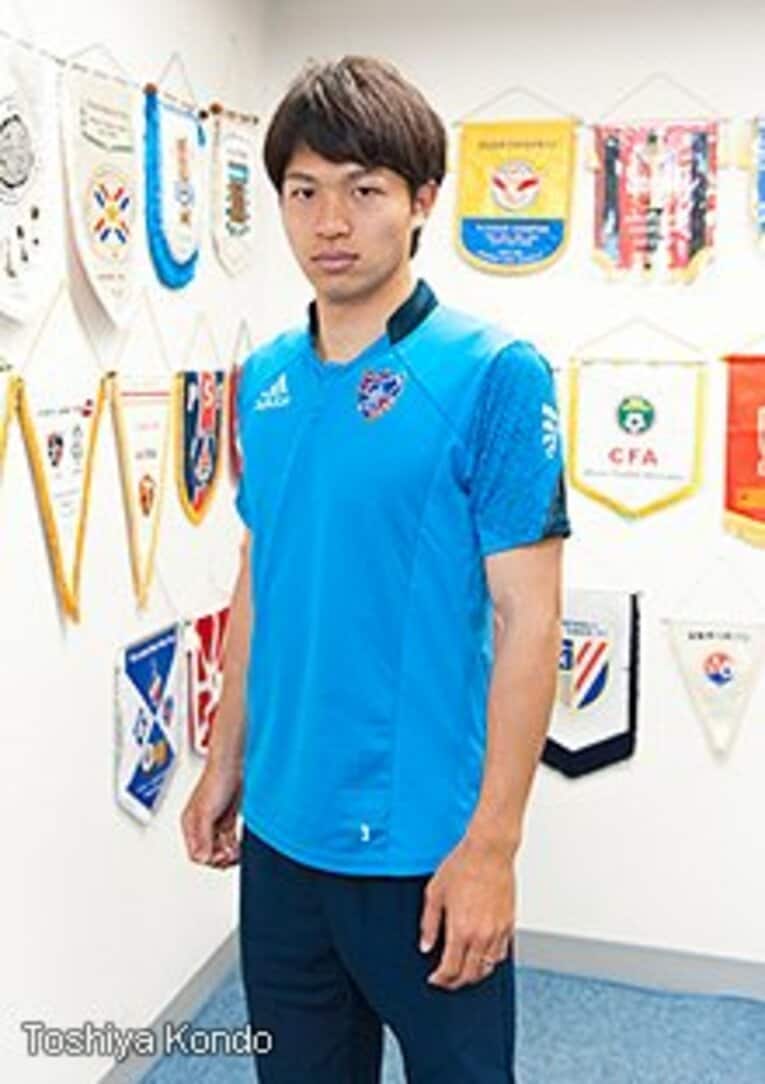 森重真人　Masato Morishige
1987年5月21日、広島県生まれ。広島皆実高を卒業後、'06年に大分トリニータへ加入。'08年、北京オリンピックに出場。'10年にFC東京へ移籍。'13年7月、A代表デビュー。国際Aマッチ8試合、1得点。（2014年6月5日現在）183cm、76kg