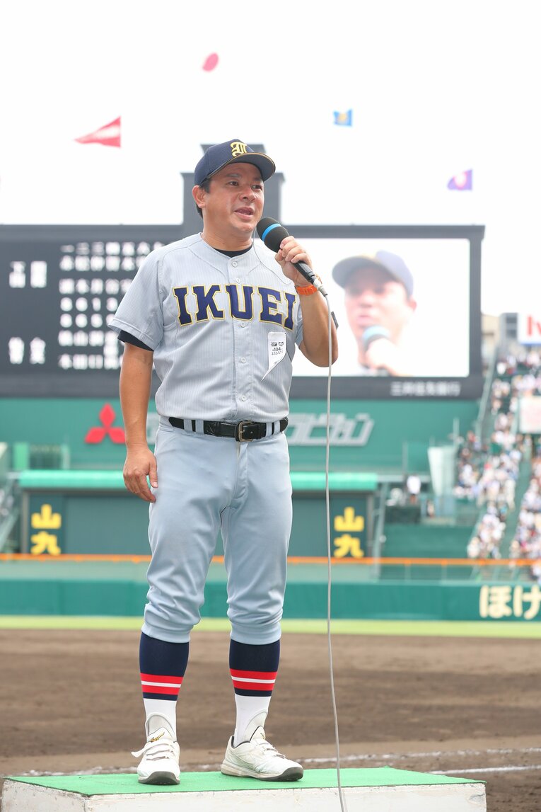 「青春は密なので」。須江監督のスピーチも話題を呼んだ　©JMPA