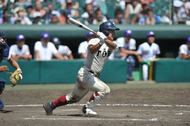 大阪桐蔭時代の森友哉のバッティング　©Hideki Sugiyama