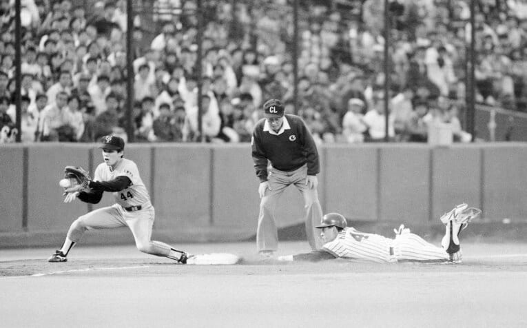 現役時代の栗山英樹（ヤクルト／1989年）　©JIJI PRESS