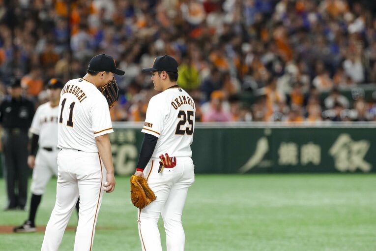 巨人時代にチームメイトだった岡本和真 ©Kichi Matsumoto